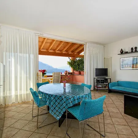 Tuerkisfarbenes Haus Mit Fantastischer Aussicht * Vercana