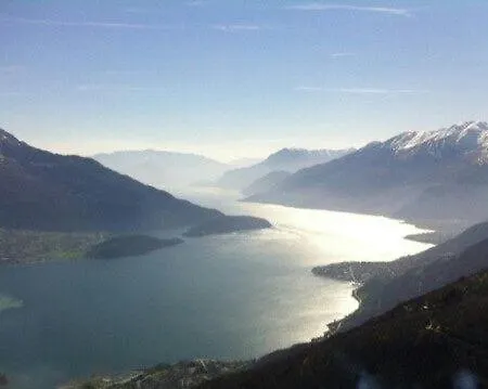 Apartment Tuerkisfarbenes Haus Mit Fantastischer Aussicht Vercana