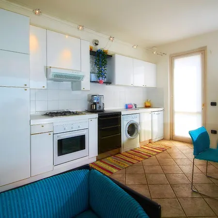 Tuerkisfarbenes Haus Mit Fantastischer Aussicht Apartment Vercana